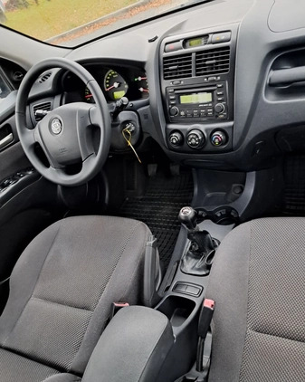 Kia Sportage cena 21900 przebieg: 165215, rok produkcji 2005 z Tarnów małe 596